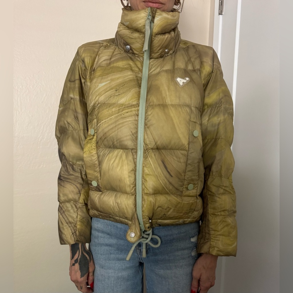 THE ARRIVALS Turbo Puffer Jacket + detachable hood + strap. Marbled Green.